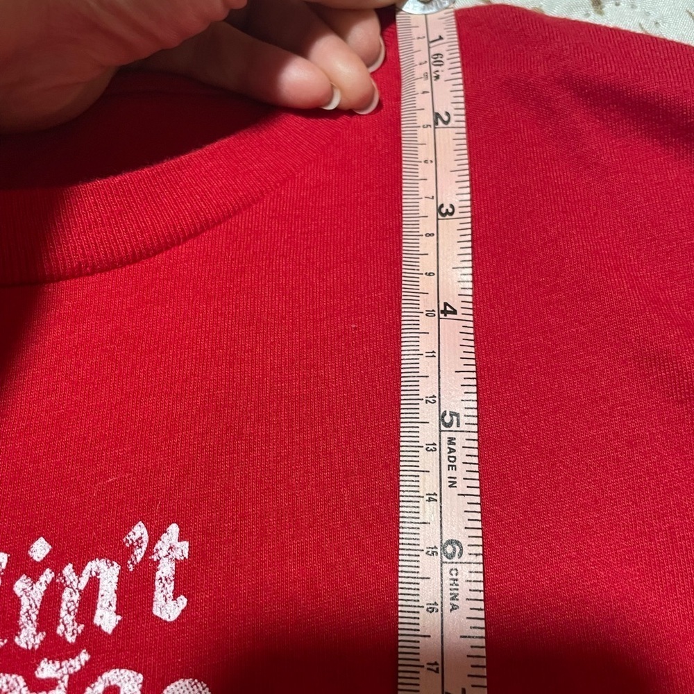 Holiday Time Men Red Graphic T-Shirt with Santa Design - Picture 6 of 12